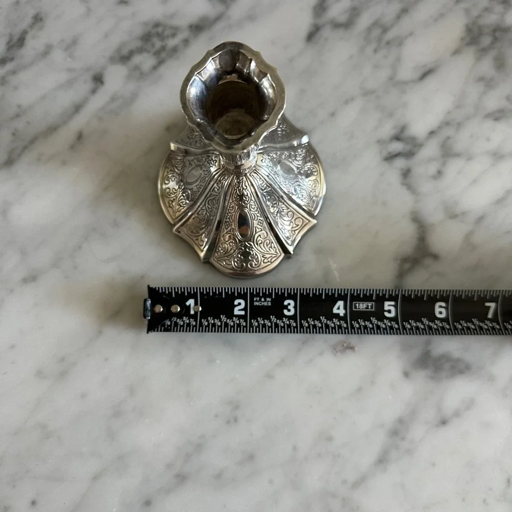 Vintage Towle Repousse Silver Plate Scalloped Candlestick Holder Ornate Retro
